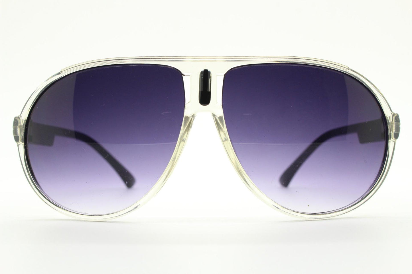 Y2K vintage aviator sunglasses. 2000's transparent and black frame with graduating lenses. 70s design 00's NOS aviators
