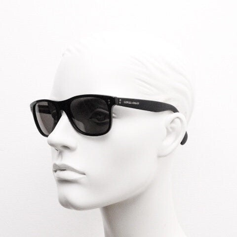 Giorgio Armani 90s vintage wayfarer design sunglasses made in Italy. All time classic in high grade plain black gloss acetate