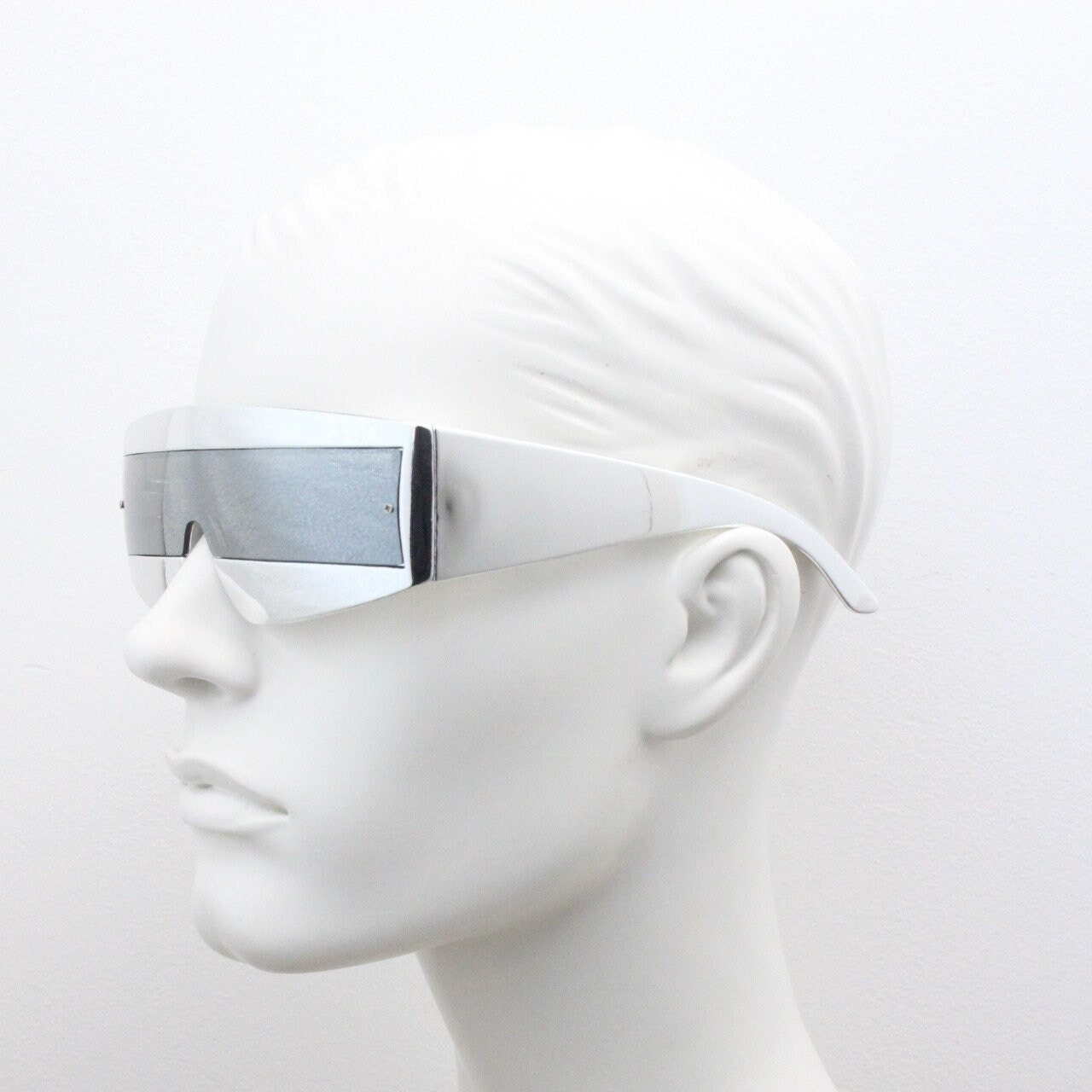 Y2K vintage square visor sunglasses. All silver 80s style robot shield design mirror mono lens with full height arms. 2000s mask. NOS BNWT