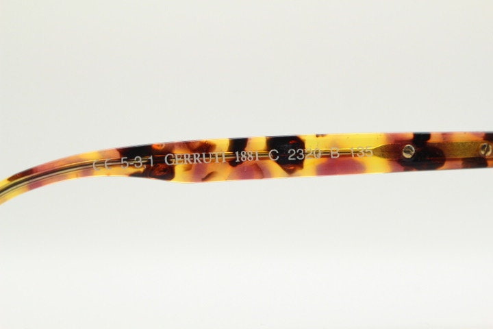 Cerruti 1881 rectangular eye glasses. Vibrant honey tortoise gloss acetate optical frame. Mens 90s vintage prescription. RX spectacles