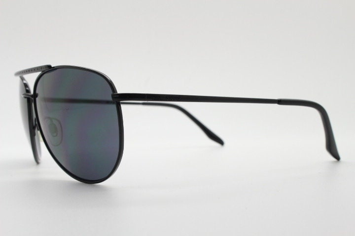 Gianfranco Ferre vintage teardrop aviator sunglasses made in Italy. Black gloss frame mens pilot aviators. Y2K New Old Stock