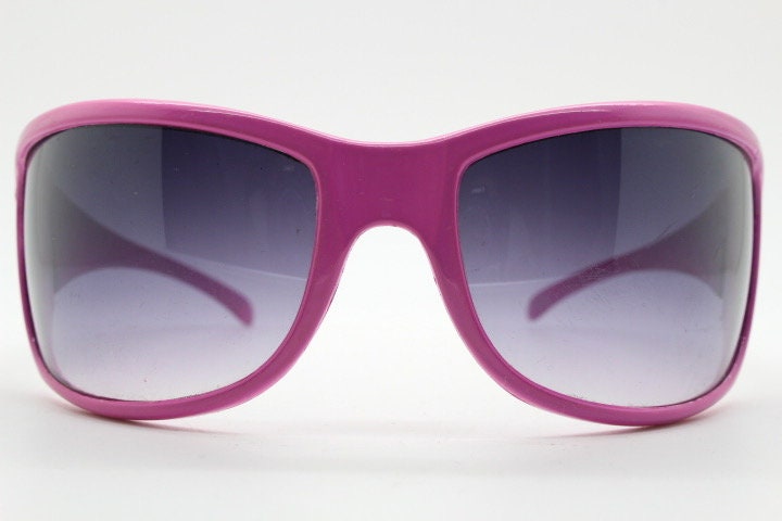 Y2K vintage visor sunglasses. Candy pink massive mask mono lens wrap around shield. Sick fashion grail. 2000s unused NOS