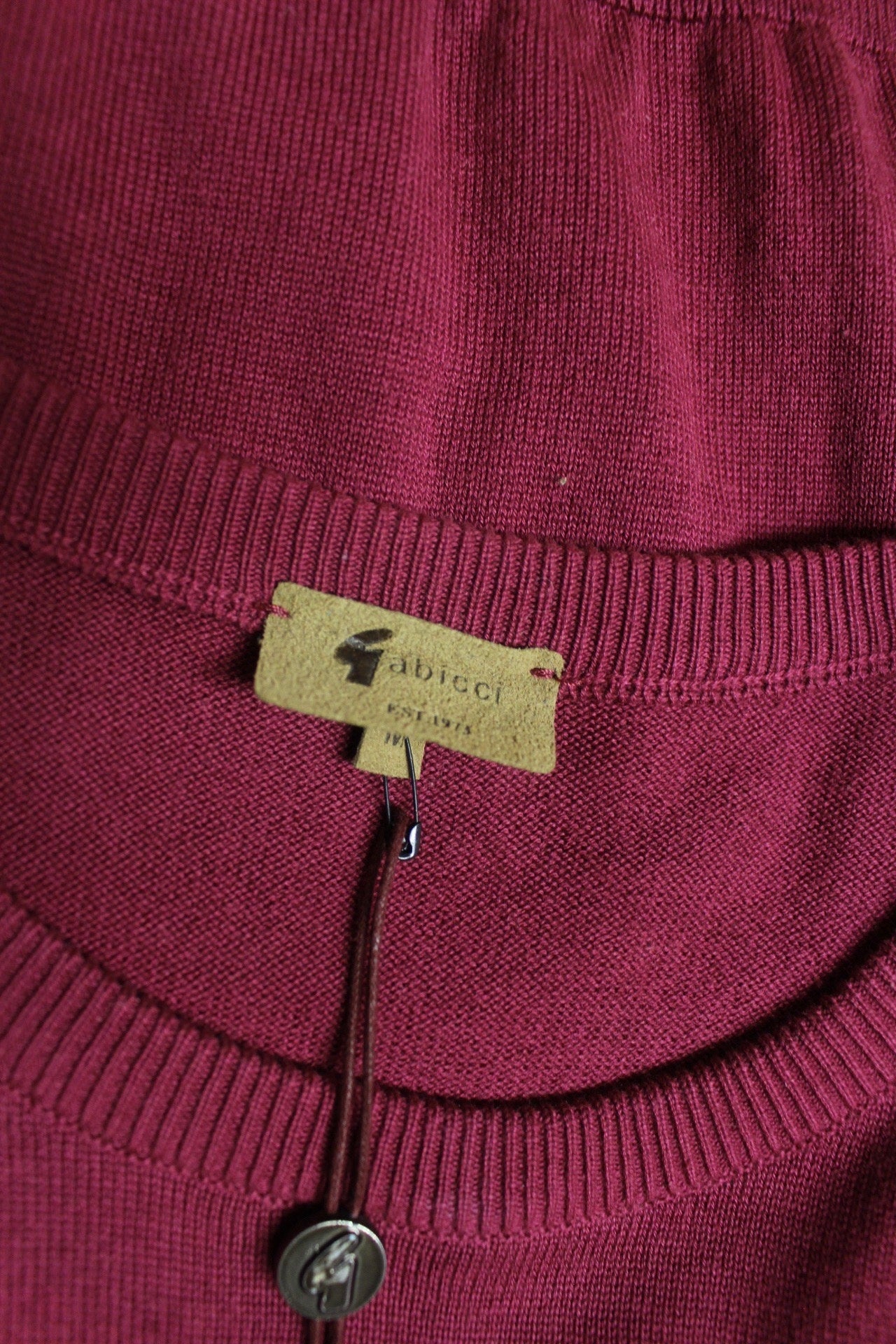 Gabicci vintage cotton knit jumper. Mens red round crew neck sweater. BNWT size M pullover. Unused NOS one off sample