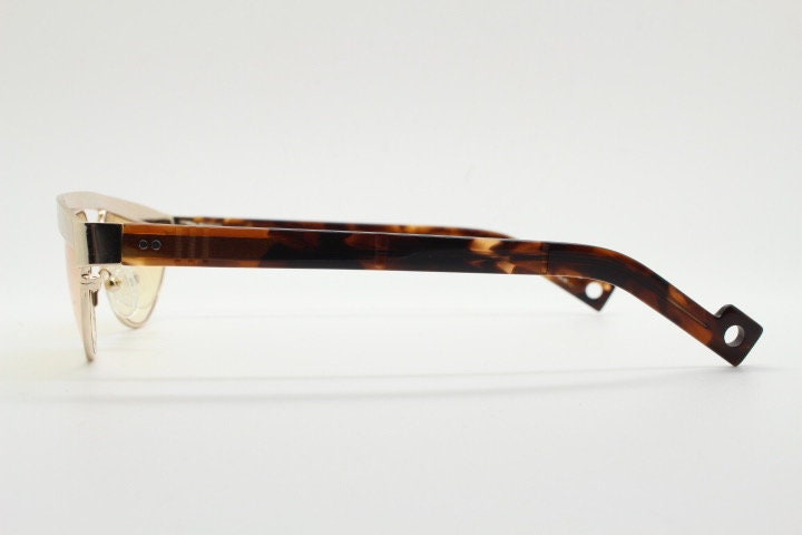 Pawaka small visor sunglasses model Limabelas Dawn made in Japan. Golden flat top brow line shield with light tone lenses. BNWT