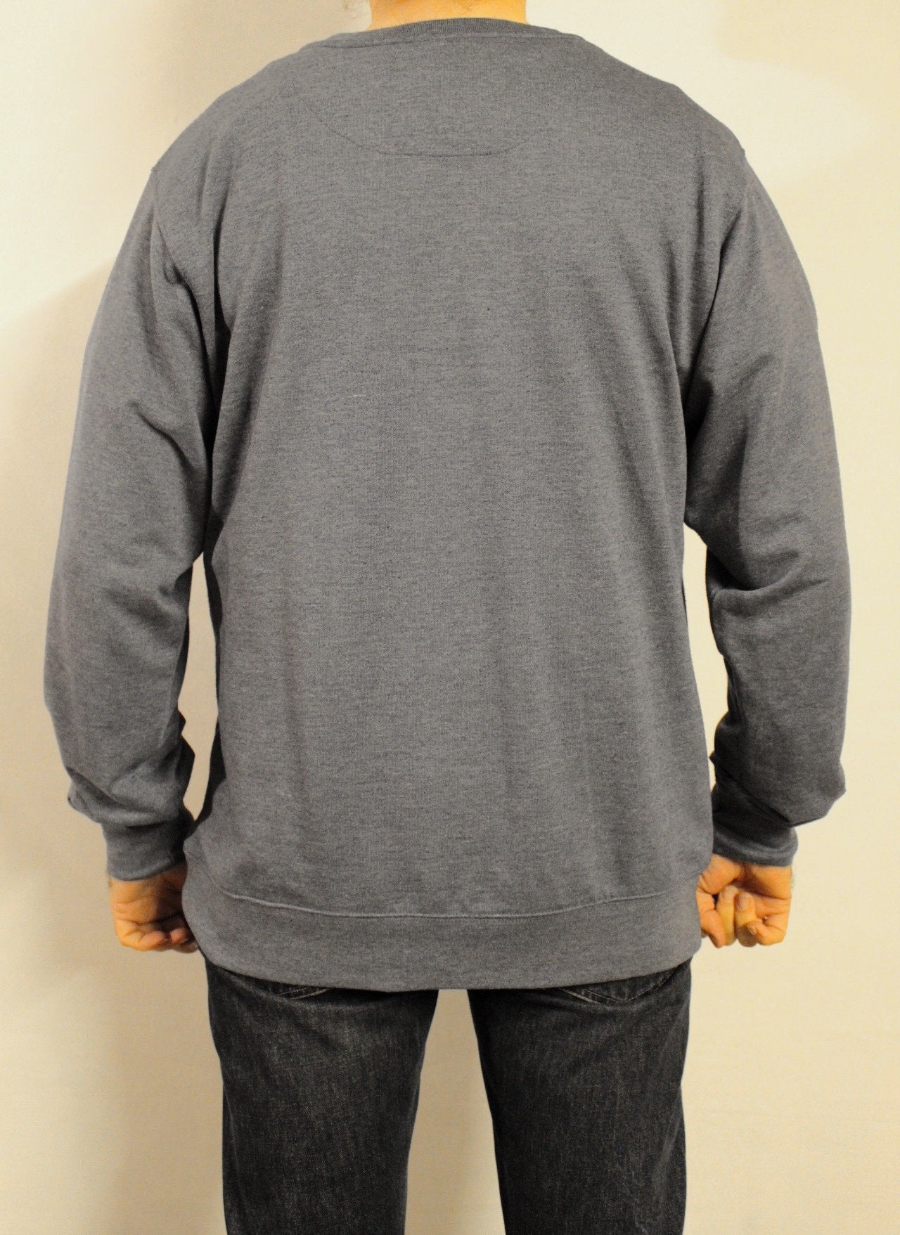 Manhattan Skyline printed sweatshirt. Blue crew neck pullover with bold graphic print. Round neck jumper. Mens medium. Unused NOS