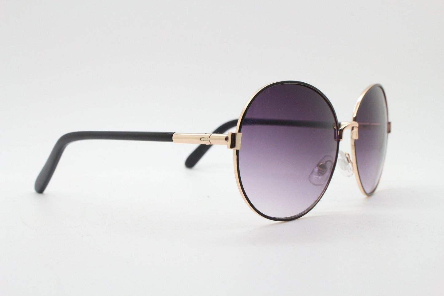 2000s vintage round metal sunglasses, Tasteful enamelled black on gold combo with gradient lenses. Unused BNWT panto. Y2K NOS