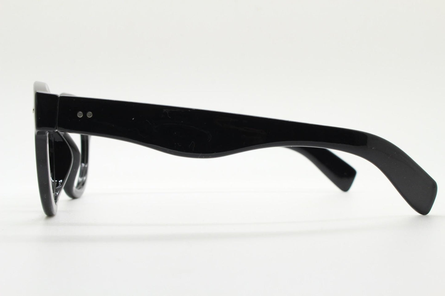 90s vintage plain black round eye glasses. 30s, 20s design optical frames with a keyhole bridge. Prescription eyeglasses. RX spectacles. NOS