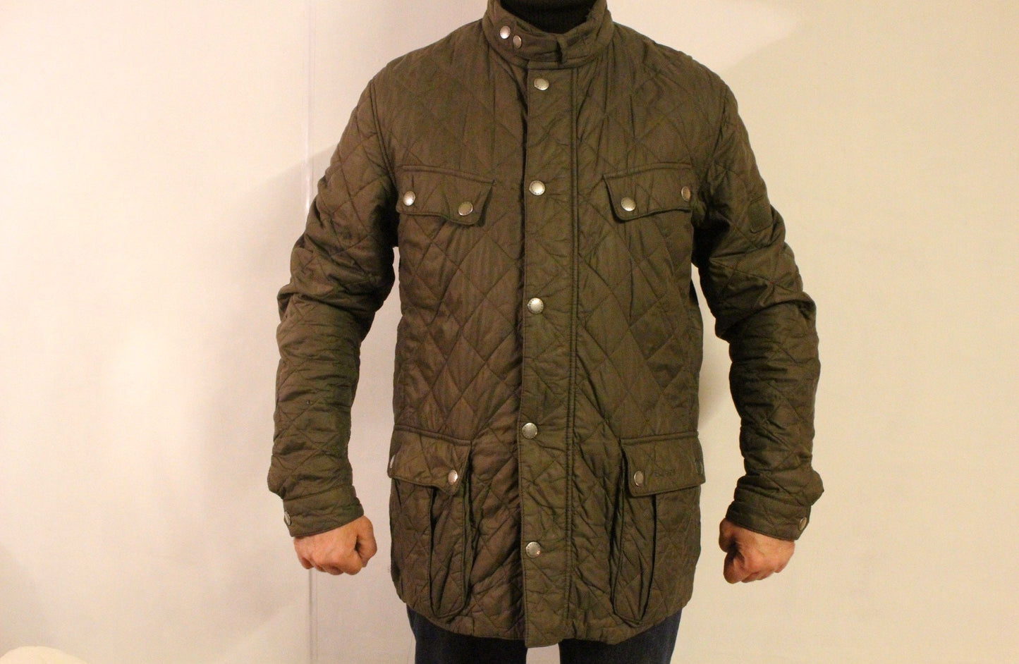 Barbour vintage quilted three quarter length 4 pocket round neck jacket. Khaki green M65 design with stamped stud buttons. Size L