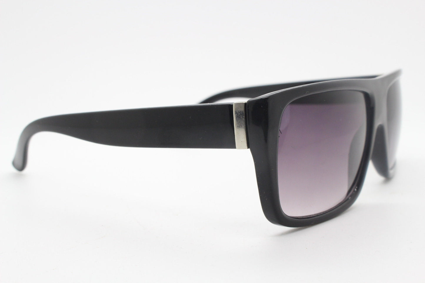 Y2K vintage rectangular sunglasses. Sharp edge flat top design with gradient lenses. Unused NOS