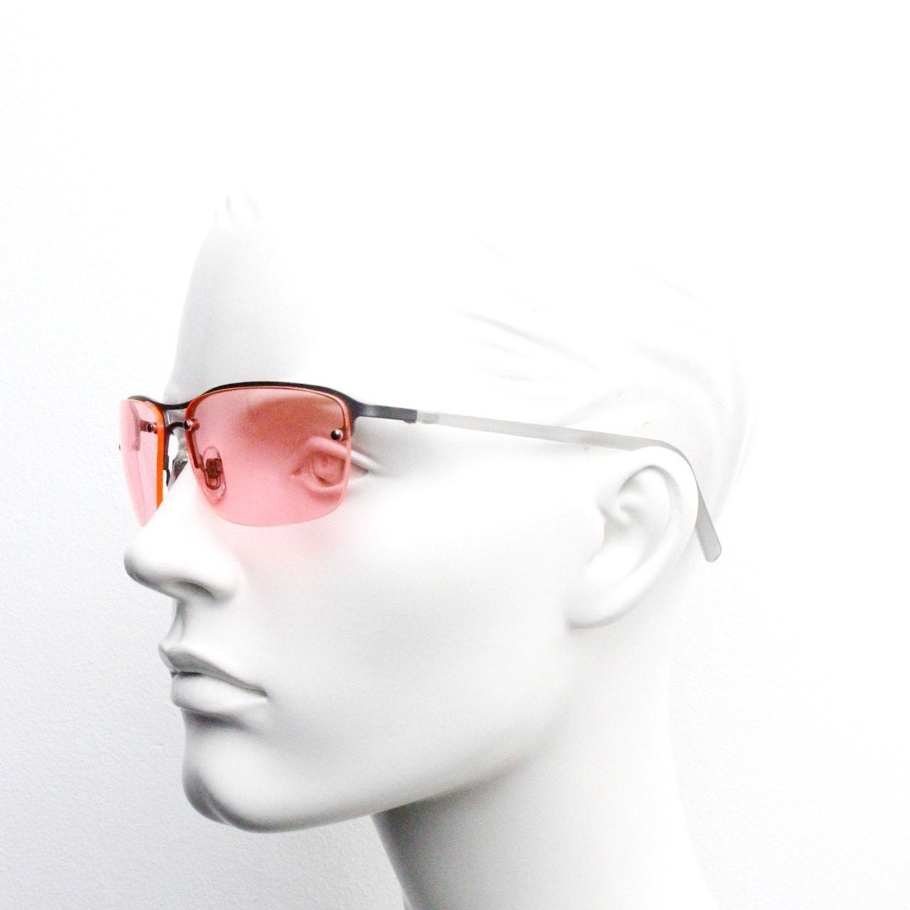 Y2K vintage half frame visor sunglasses. Semi rimless 2000's vivd pink lens on a gunmetal brow with frosted arms. Unused 00's NOS