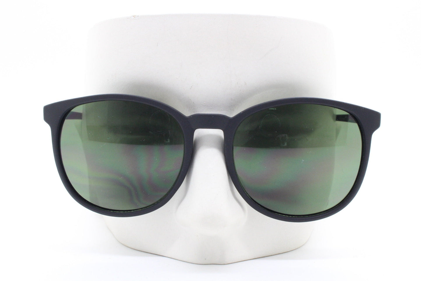 90s vintage round sunglasses. Slim frame in a rubber finish with dark green lenses. BNWT