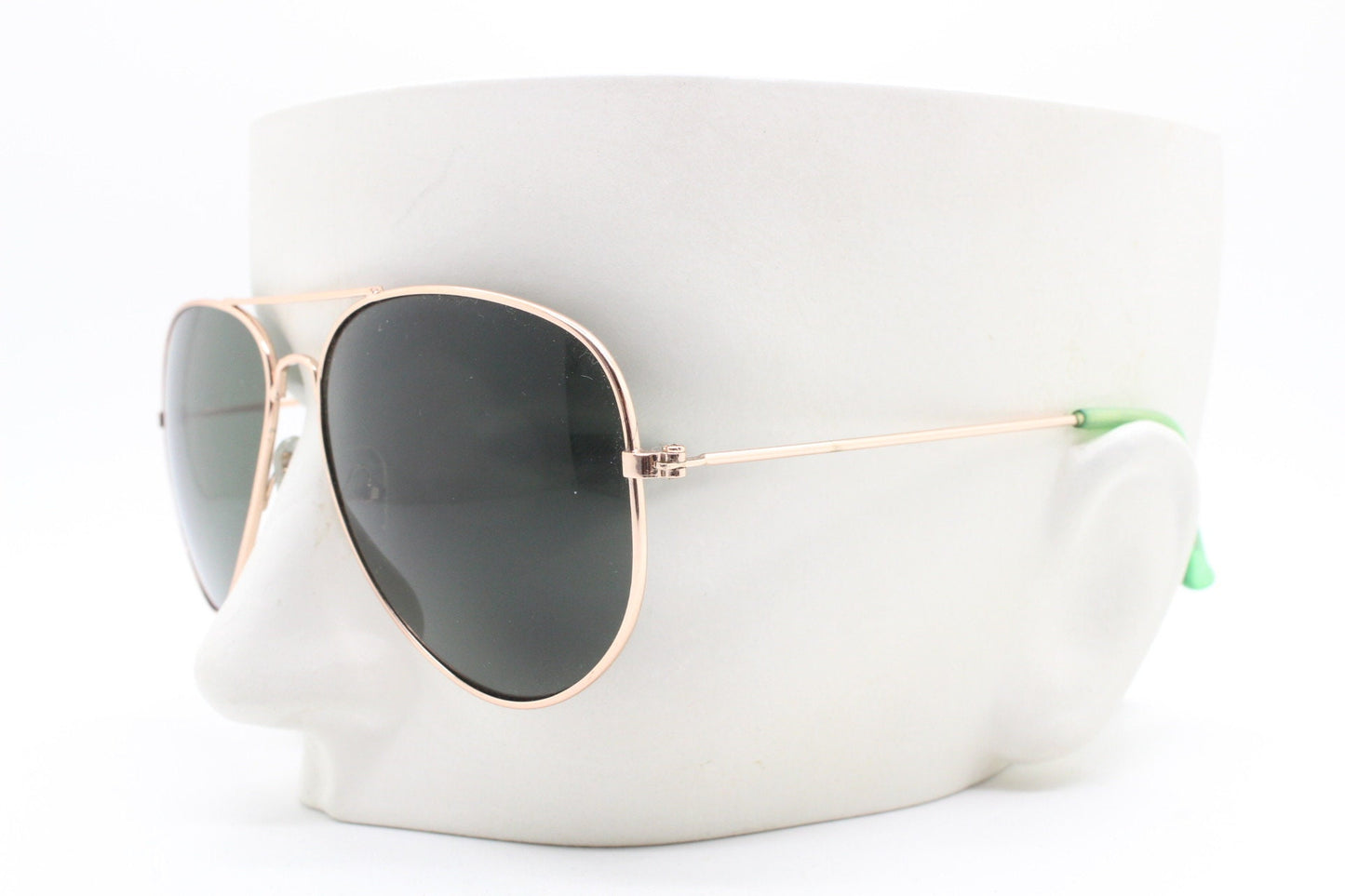 90s vintage aviator sunglasses. Optimal shape classic pilot aviators in rose gold frame with green lenses. Teardrop, NOS