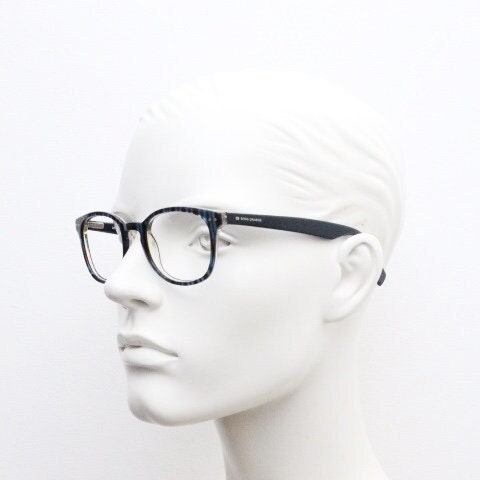 Boss Orange vintage wayfarer shape eye glasses. Black and navy striped optical frames with keyhole bridge. Prescription eyeglasses. RX Hugo
