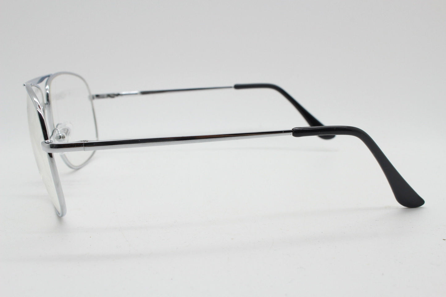 Y2K vintage square aviator glasses. Mens 70s style silver chrome frame with clear lenses. Unused NOS aviators
