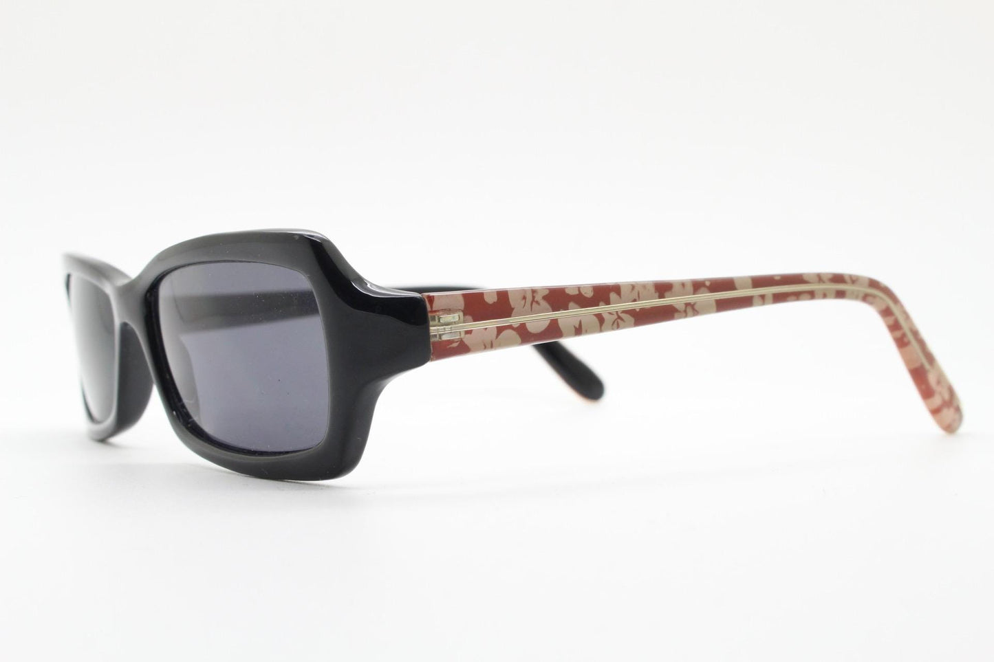 Y2k vintage rectangular cat eye sunglasses. Intense 60s style black front with and extraordinary floral arms. 2000s NOS. BNWT