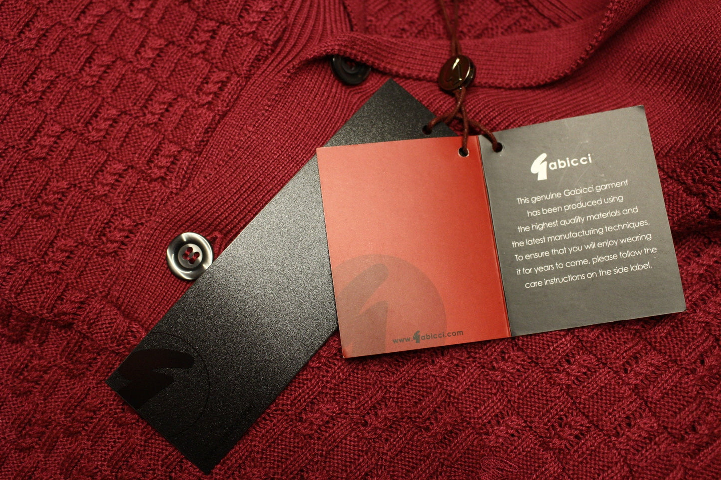 Gabicci vintage waffle knit pullover jumper with small buttoned shawl collar. Mens red sweater. Size XL. NOS clearance item -rrp 80 GBP