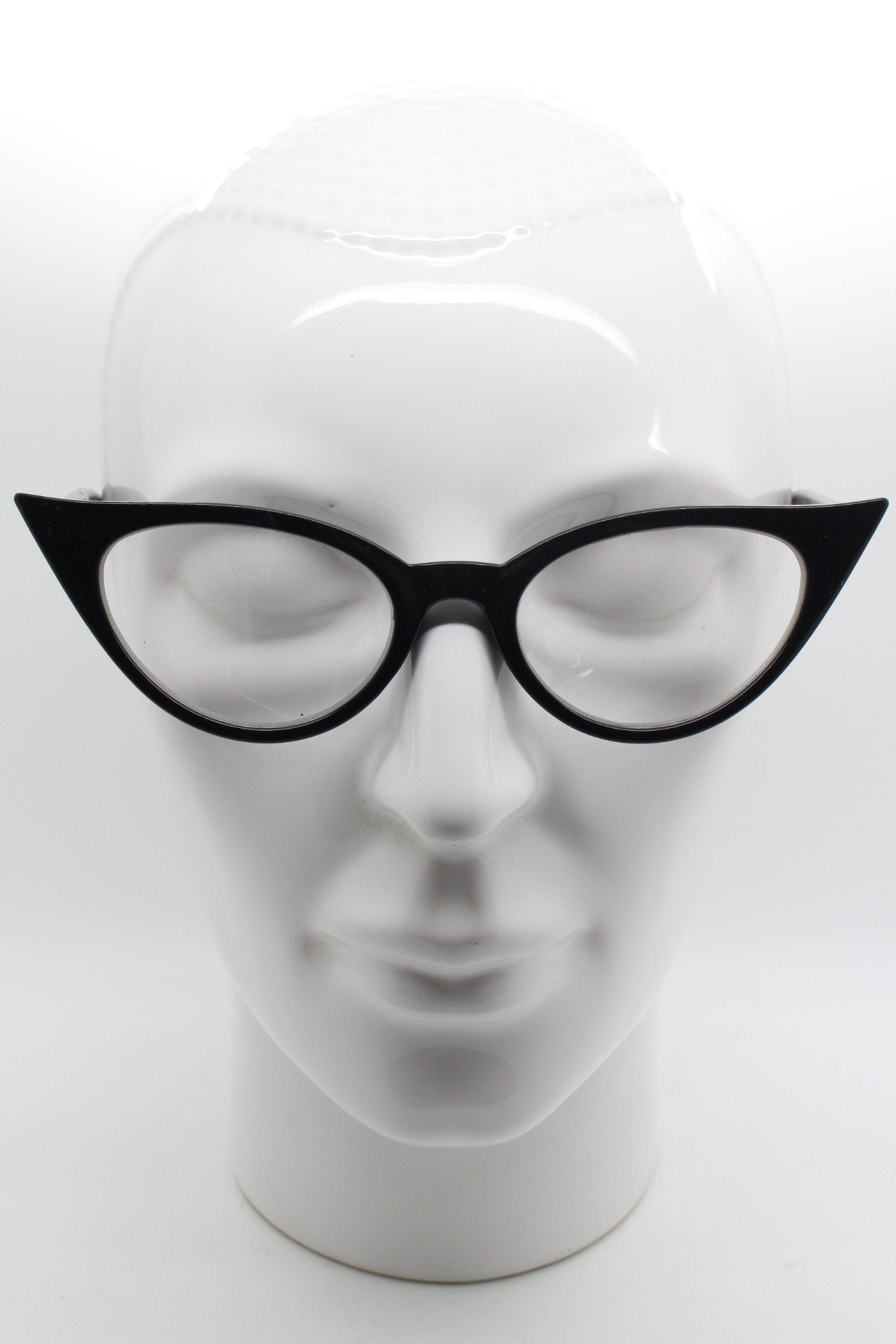 Y2K pointed cat eye glasses. Vintage black slender clear lens optical frame. Womens prescription eyeglasses. 50s style rockabilly spectacles