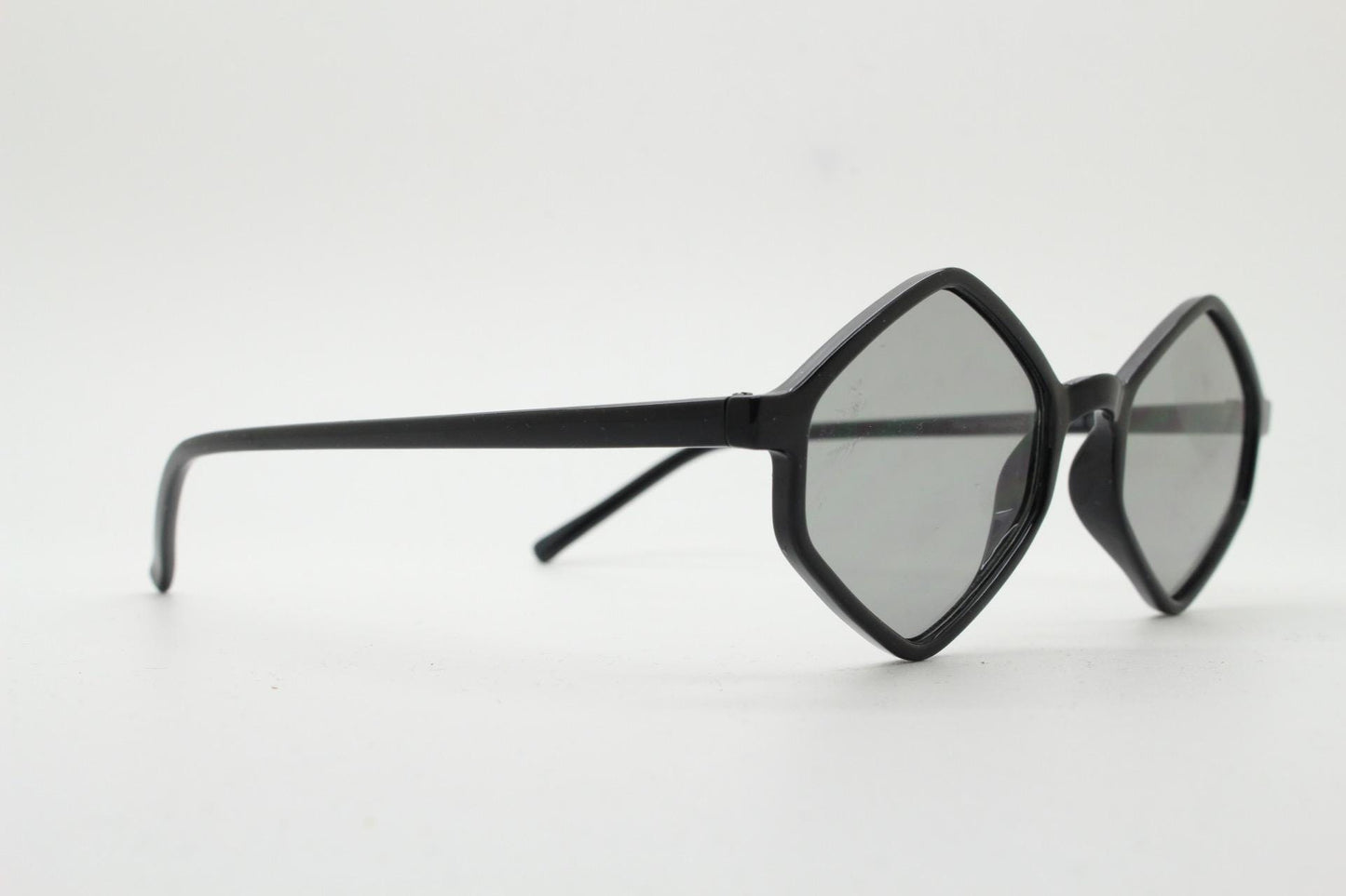 90s vintage diamond hexagon sunglasses. Atmospheric 6 sided black gloss frame with extra light tone lenses. Unused BNWT
