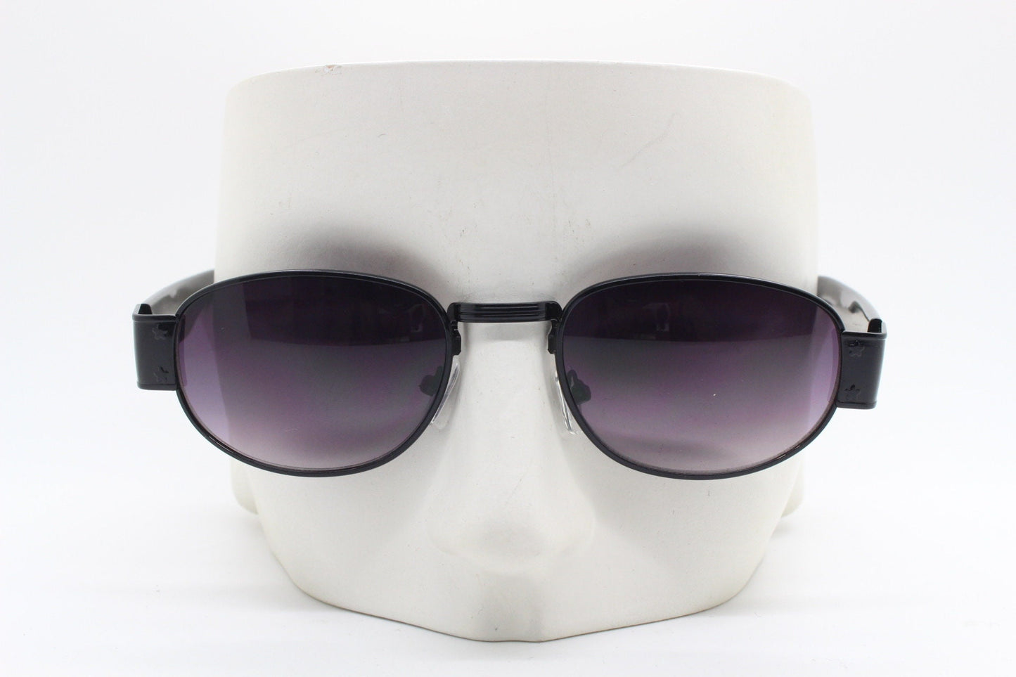 90s vintage low profile sunglasses. Black rectangular frame with thick black arms and graduated lenses. Unused BNWT