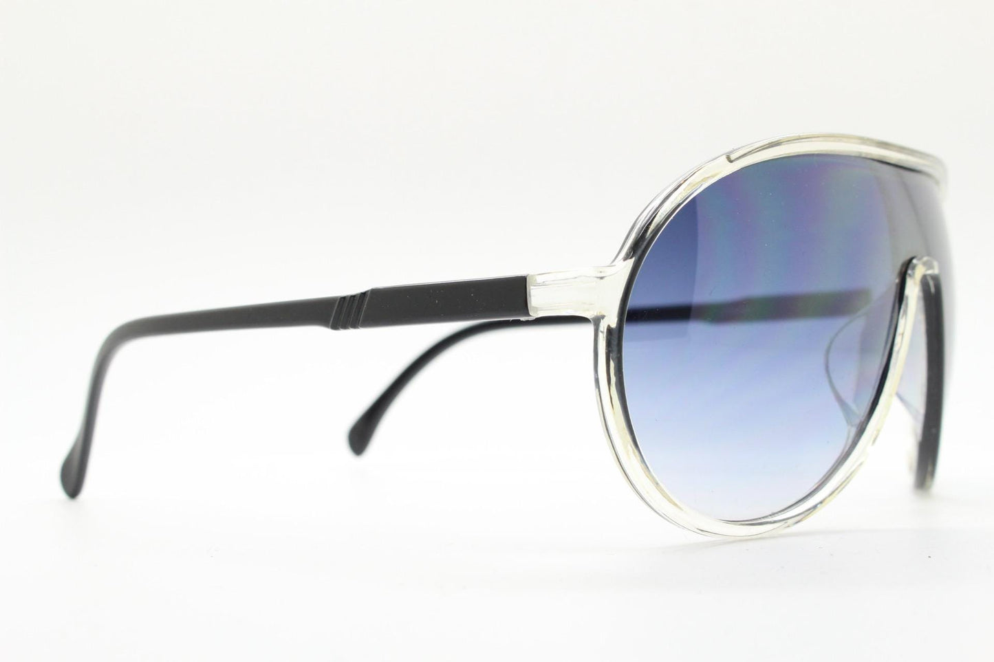 Y2K vintage visor aviator sunglasses. 2000's transparent and black frame with graduating mono lens mini mask shield design. BNWT. 00's NOS
