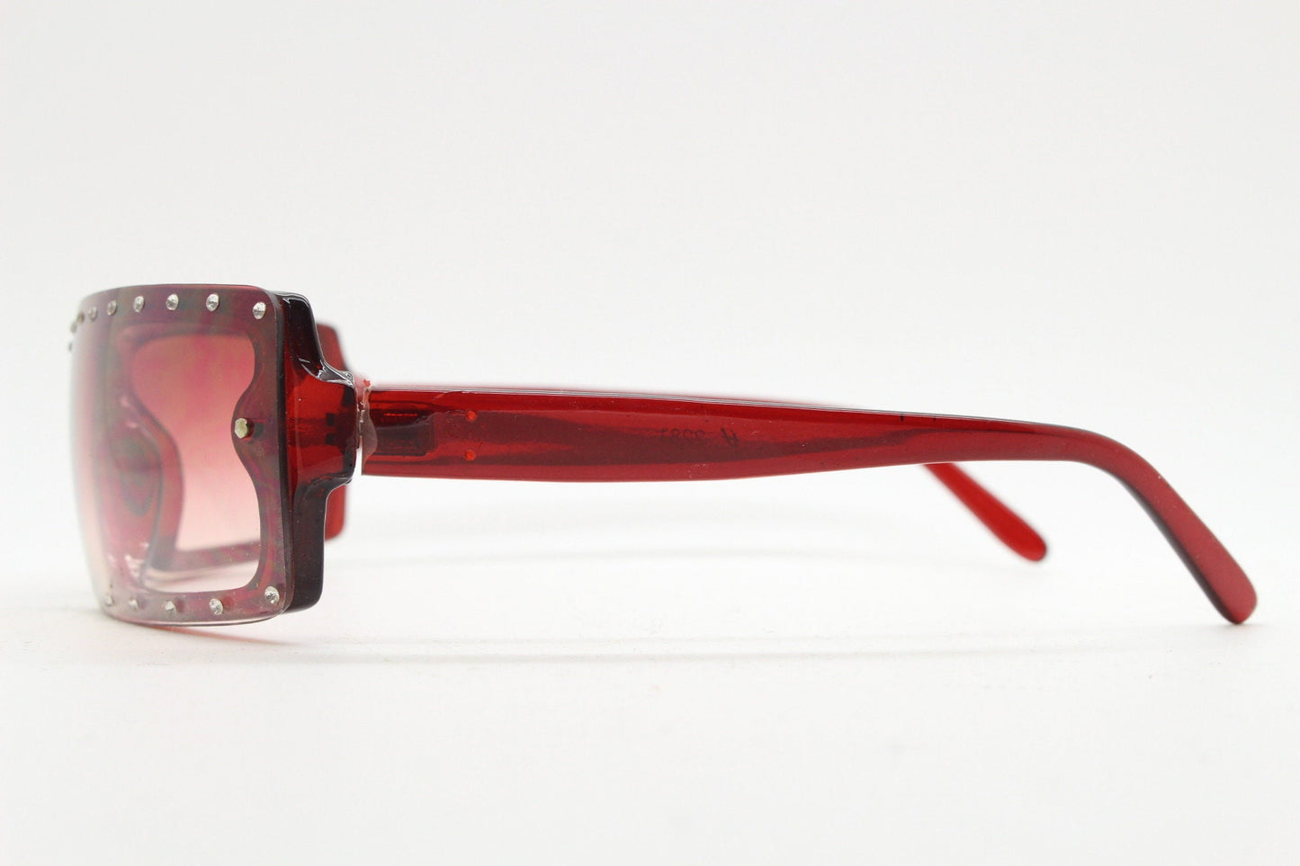 Y2K vintage shield sunglasses with diamante. Red wrap around mini mask style with curved mono lens. 2000s unused NOS. Visor