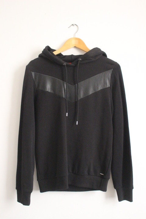 Diesel Timeless fitted pullover hoody sweatshirt. Womens all black hooded jumper with real leather V panel. BNWOT production sample Size S