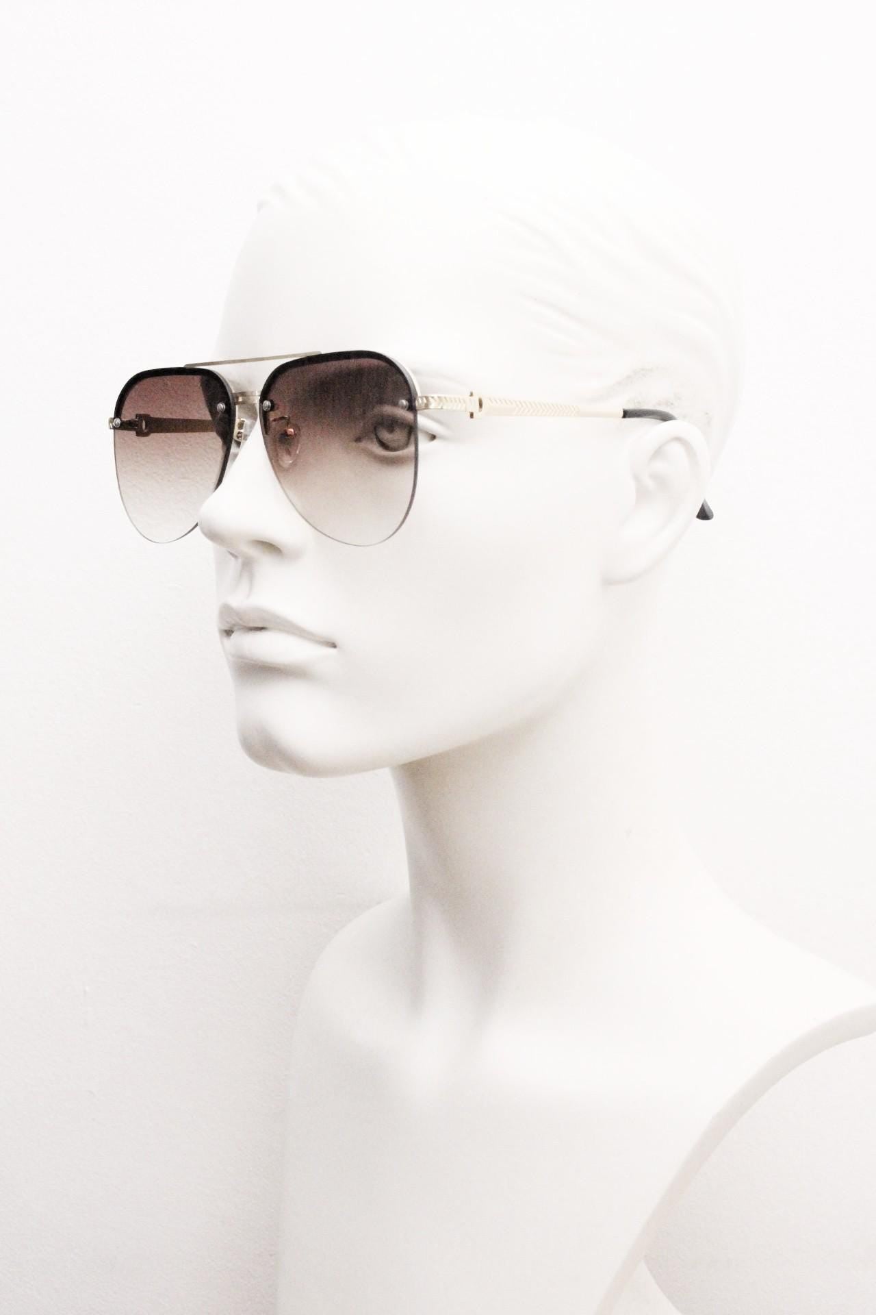 Y2K vintage half frame aviator sunglasses. Slightly large teardrop shape with greywell judged lens tone graduation. Unused 2000s NOS