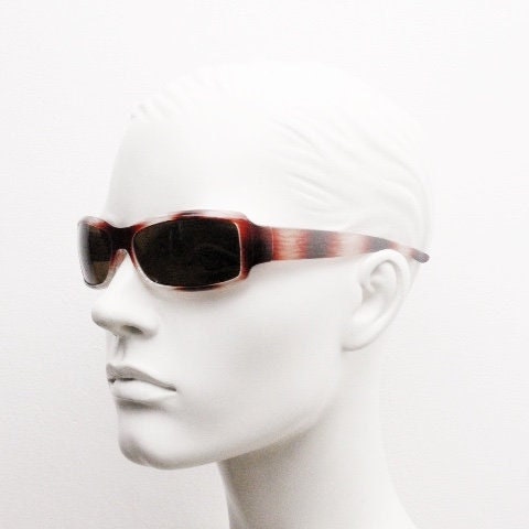 Vintage rectangular shield sunglasses. Transparent abstract red tiger print low profile visor style wrap around frame. Y2K NOS. 2000s
