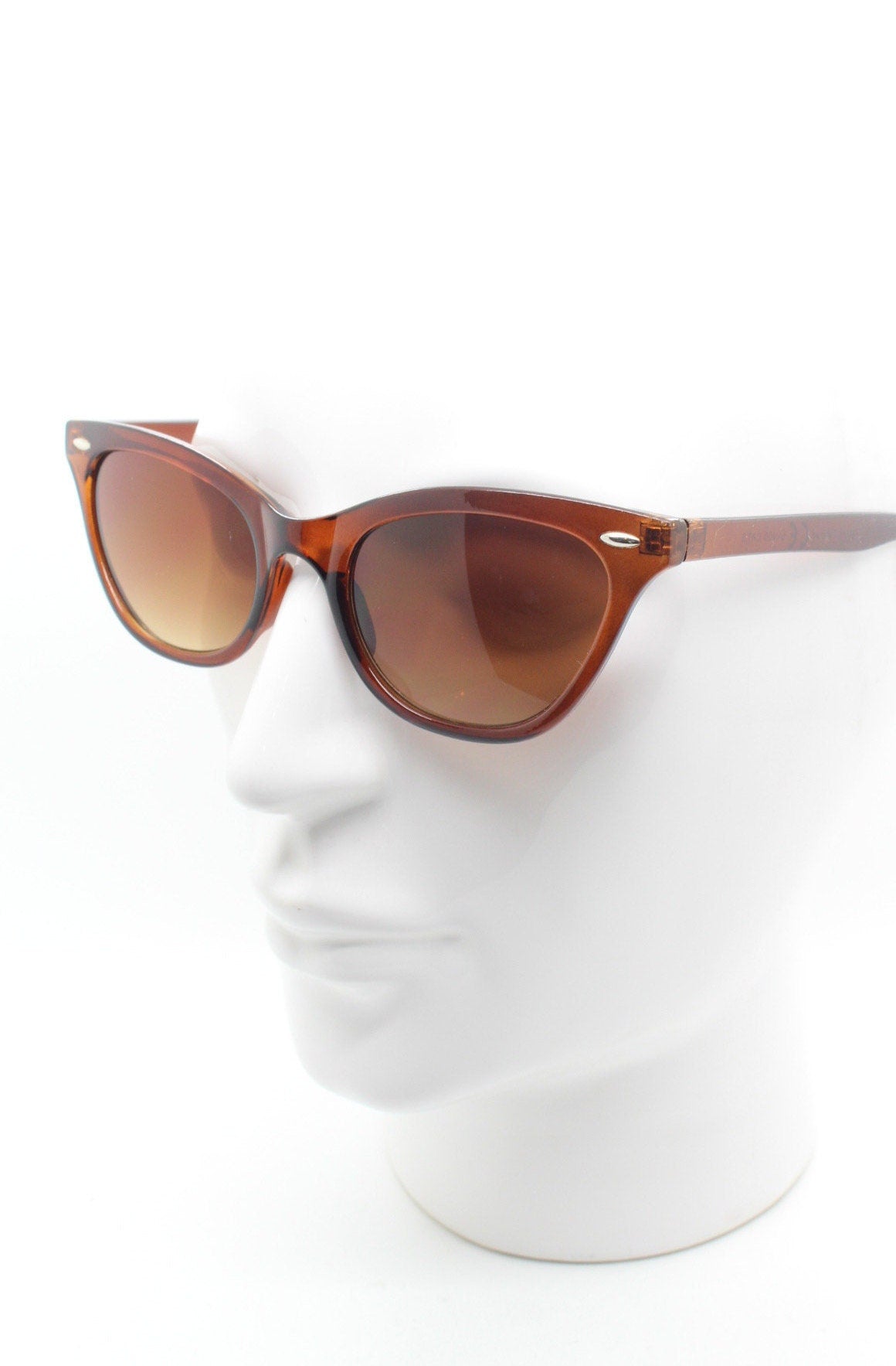 Vintage 90s pointed cat eye sunglasses. Womens slim brown cateye frame. 50s style rockabilly pin up cats eye. NOS