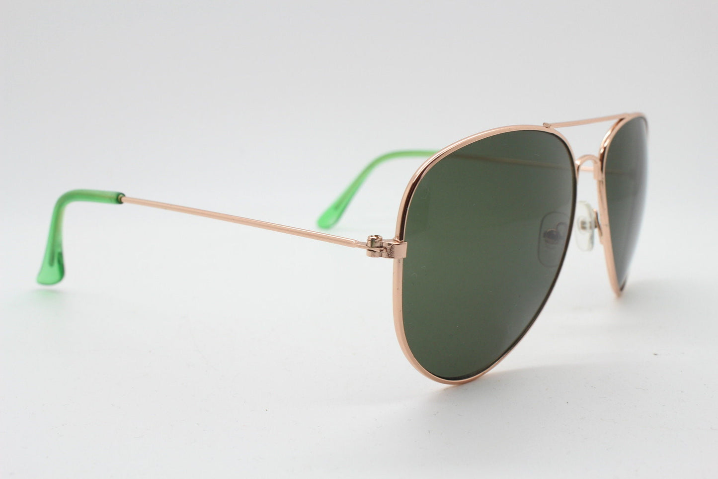 90s vintage aviator sunglasses. Optimal shape classic pilot aviators in rose gold frame with green lenses. Teardrop, NOS