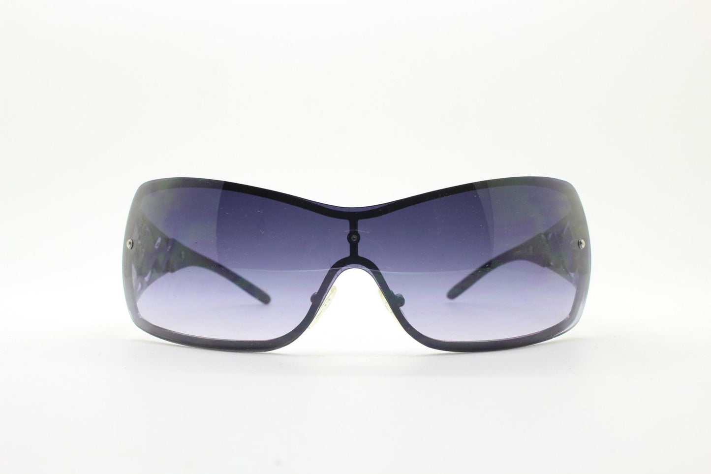 Y2K vintage visor sunglasses. 2000's grey wraparound mono lens mini mask shield design with stupendous lattice arms. Bug eye. Unworn NOS