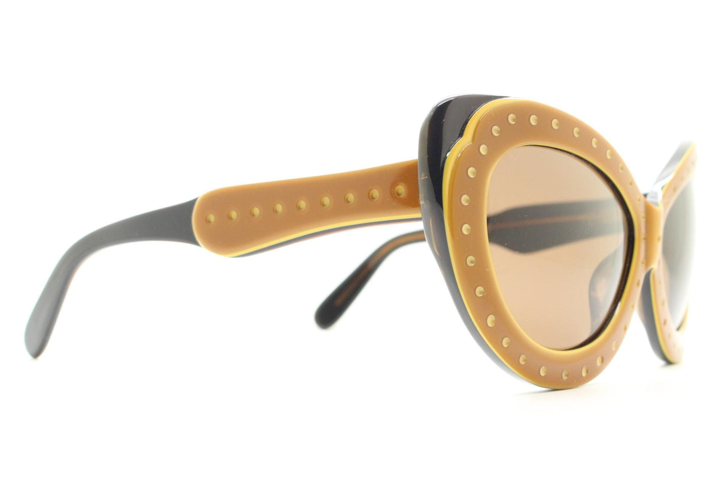 Eley Kishimoto by Linda Farrow oversized cat eye sunglasses. Dynamic handmade vintage layered acetate cateye. Luxe Gallery Projects. BNWT