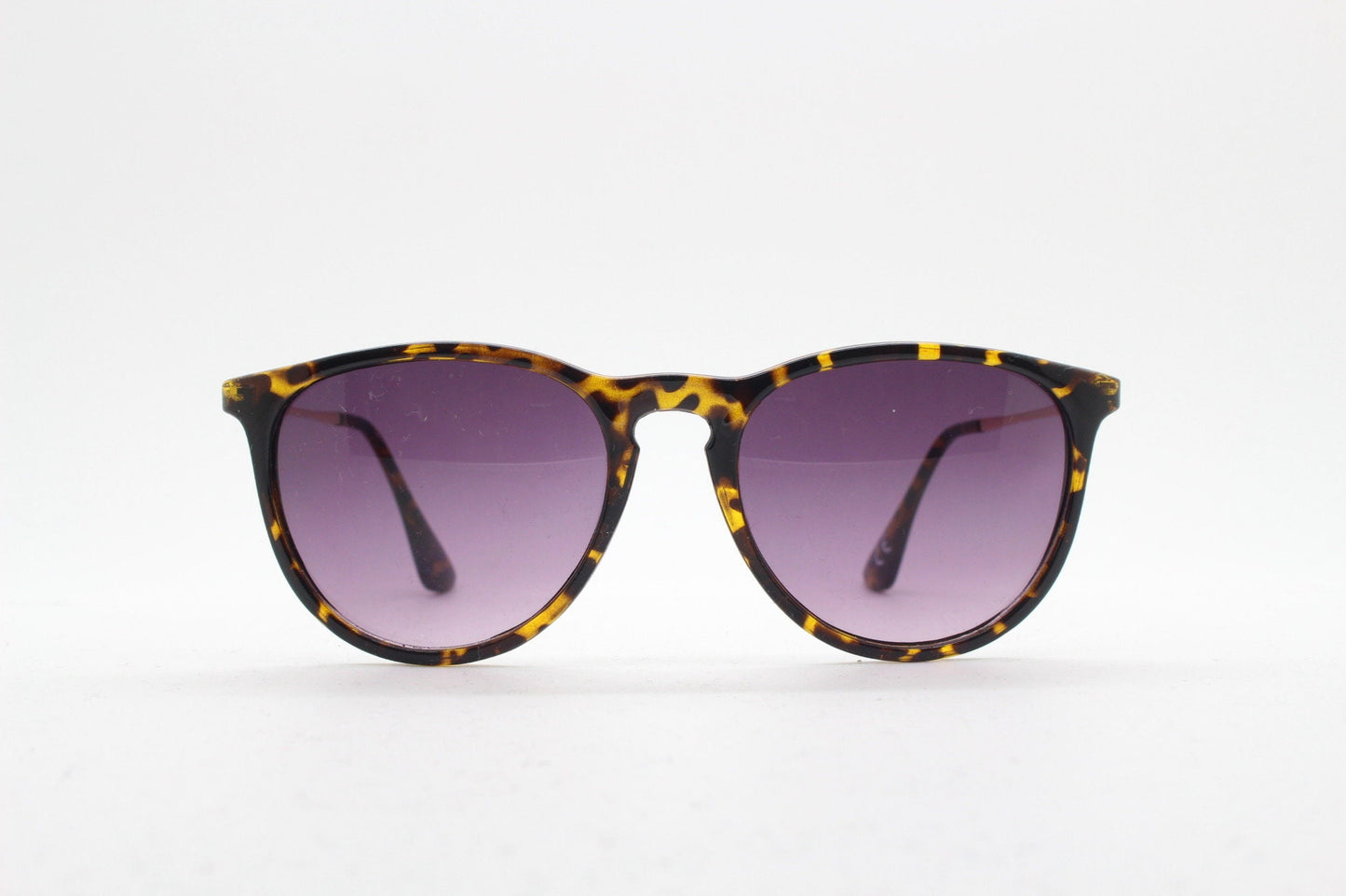 90s vintage sunglasses. Tortoise gloss frame with graduating black lenses and contrasting gold arms. Unused NOS