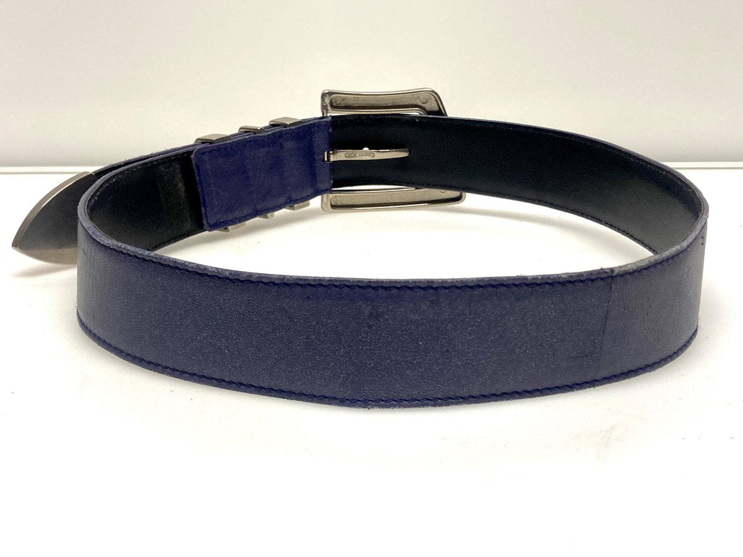 Escada 80s vintage womens dress belt in purple real leather with substantial metal buckle. Made in Italy. Used in good condition