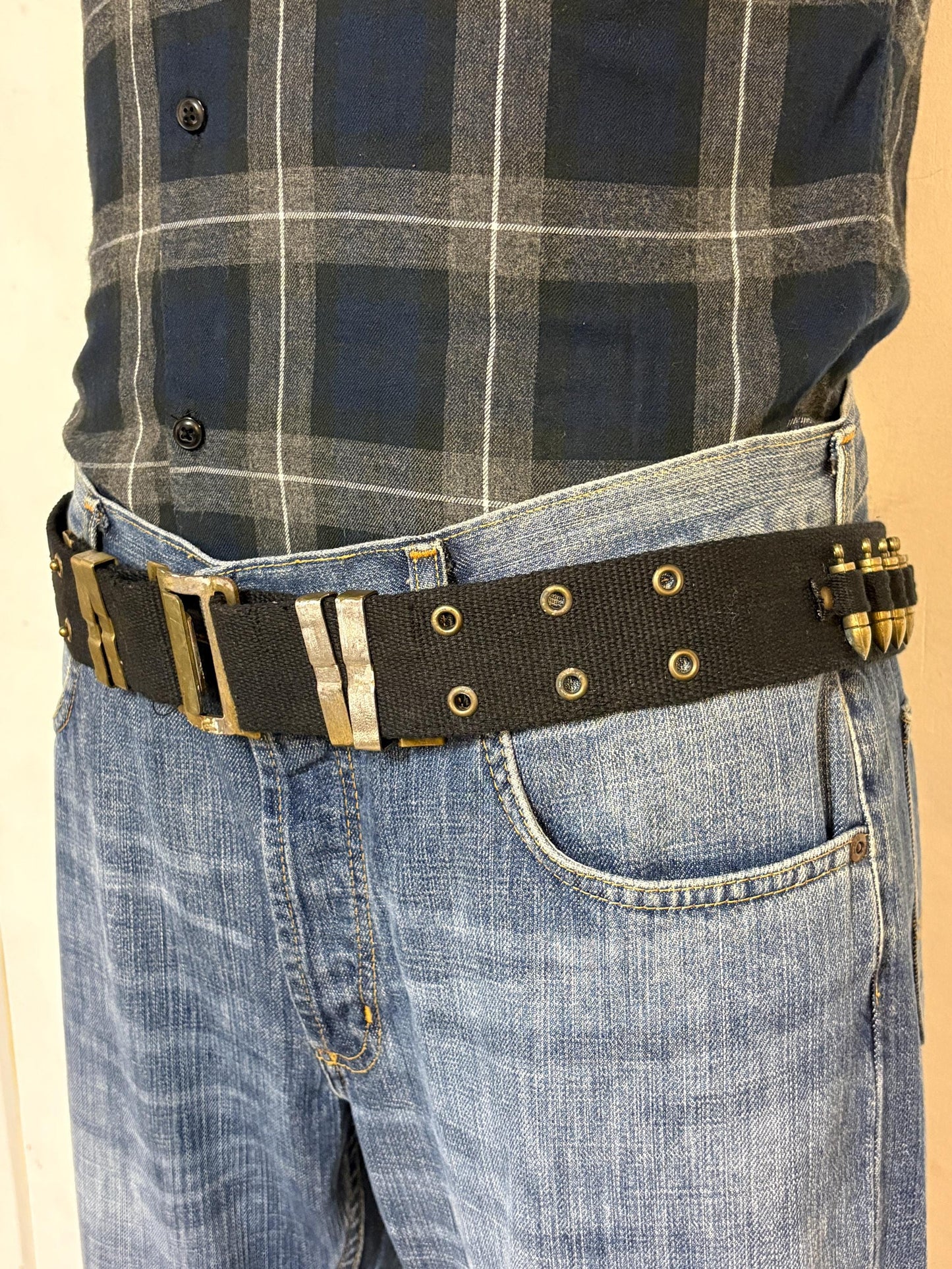 90s vintage army webbing bullet belt. Thick black canvas with distressed metal hardware. Fully adjustable. Bullets incl. Hunting. Webbing