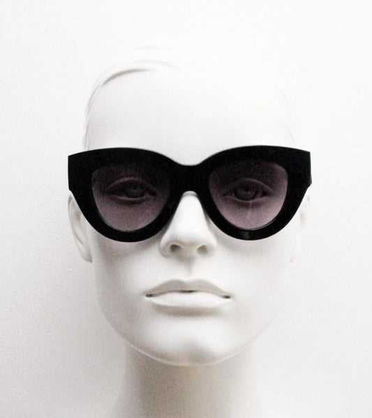 Y2K vintage thick oversized cateye sunglasses. Womens black gloss big arm cat eye frame with gradient lenses. 2000s NOS