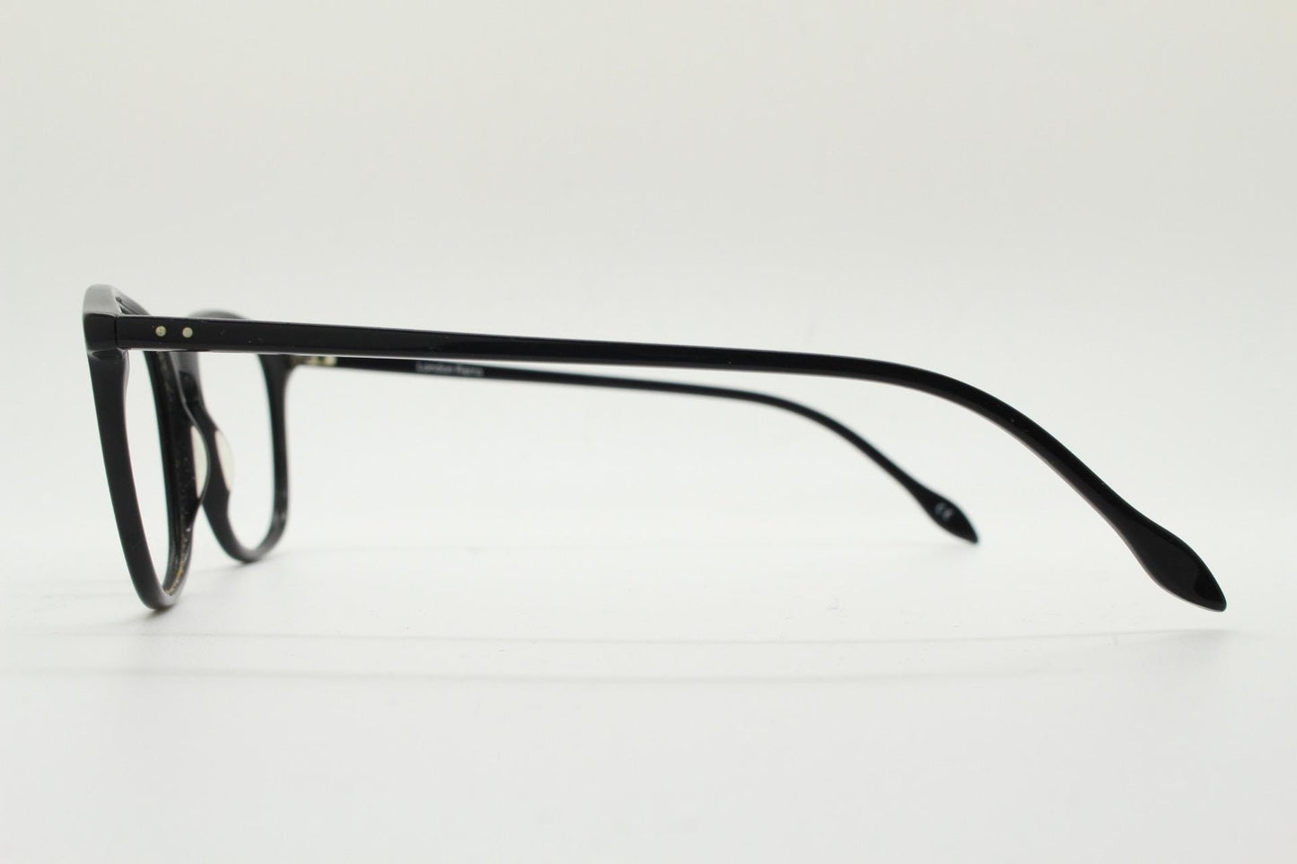London Retro rectangular eye glasses. Plain black gloss acetate optical frames with keyhole bridge. Prescription eyeglasses. RX spectacles