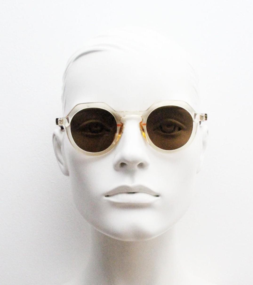 90s vintage round flat top sunglasses. 30s, 40s style frame in transparent yellow with contrasting tortoise arms. BNWT