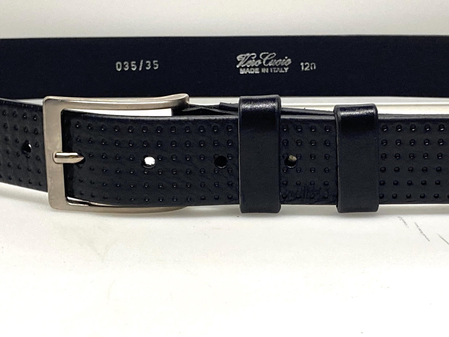 90s vintage black genuine leather belt made in Italy. Thick cowhide with smooth finish and indented dots for trousers/jeans. Mens NOS