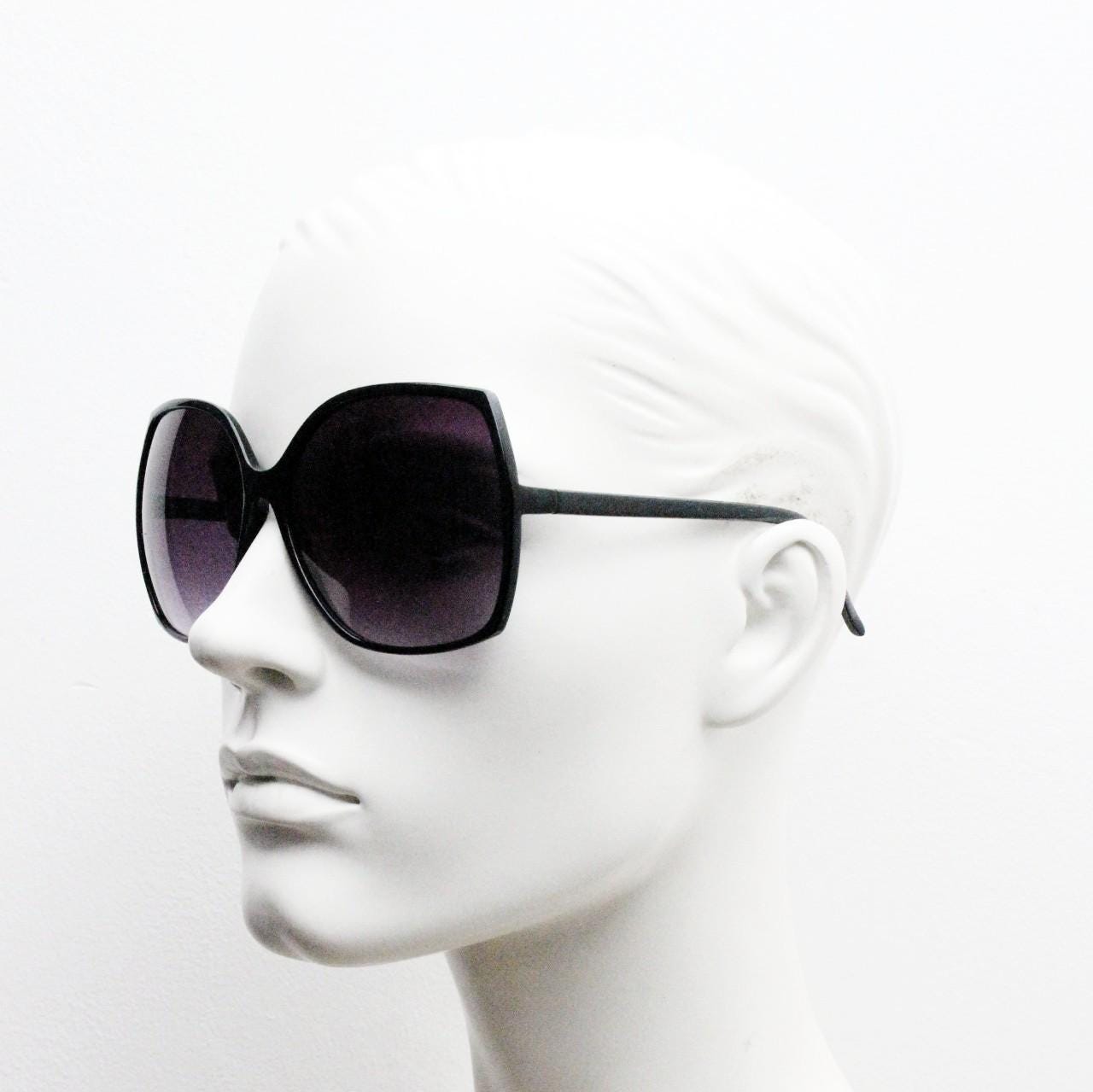 Y2K vintage oversized square sunglasses. Women's big black 70s style frame with ink navy blue lenses. Unused 2000s NOS