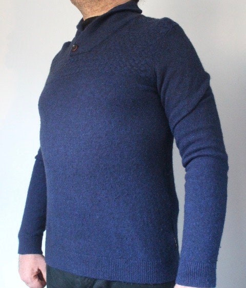 Ted Baker knit shawl collar jumper with cross weave panel. Mens dark blue fitted golf design pullover in luxury alpaca. Vintage sweater