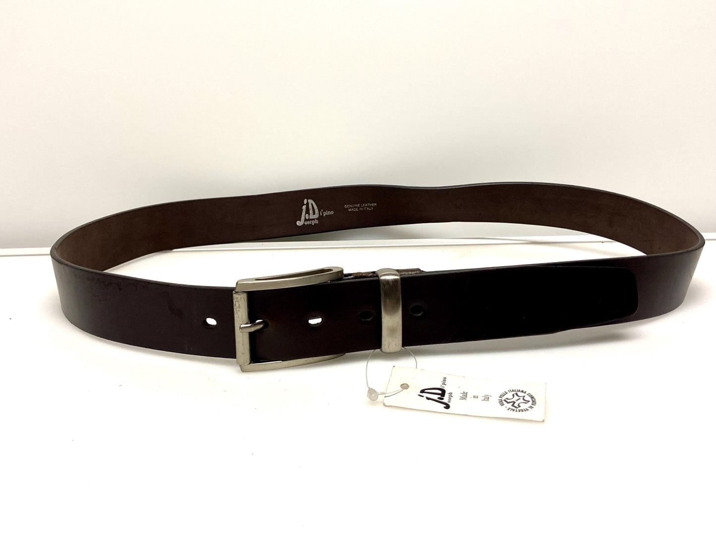 90s vintage dark brown genuine leather belt made in Italy by Joseph Di Pino. Thick cowhide with smooth finish for trousers/jeans. NOS. Mens