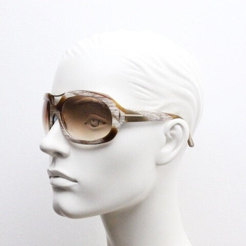 Tom Ford vintage Y2K wrap around sunglasses model Camilla Tf24 made in Italy. Stunning brown and beige natural horn looking acetate. NOS