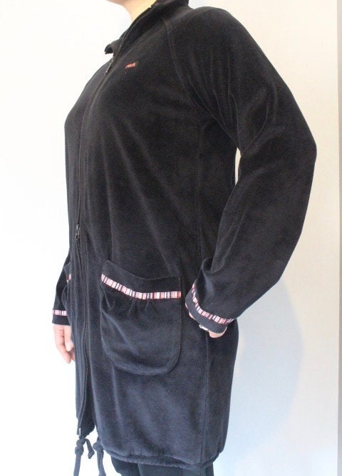 Vintage 80s Fila velour casual coat. Womens all black velvet double zipper long sleeve top. Original sport fashion grail