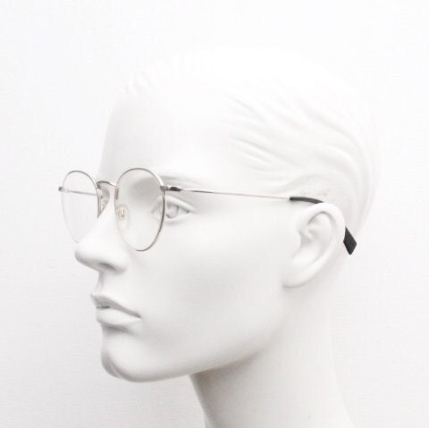 Levi's vintage round panto metal eye glasses. Light gold tone slim wire optical frames. Minimal prescription eyeglasses. RX spectacles