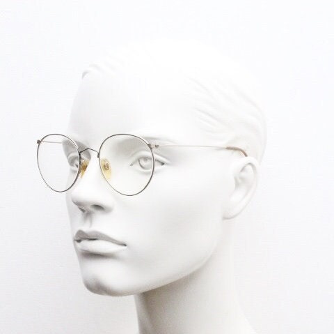90s vintage round panto metal eye glasses. Accurate 30s reproduction optical frames in satin finish. Prescription eyeglasses. RX spectacles