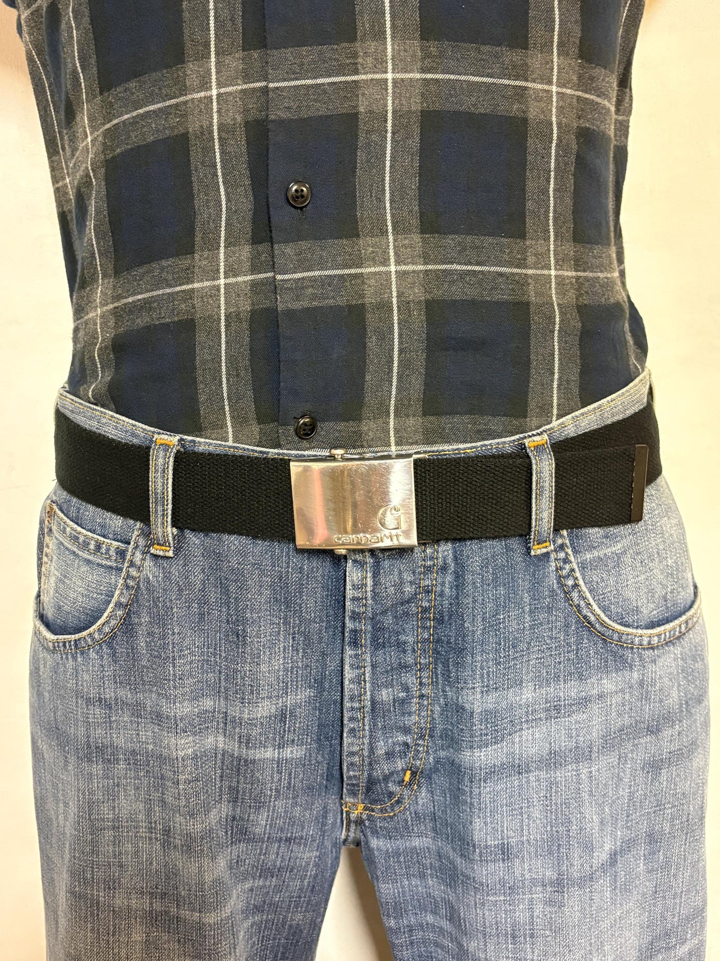 Carharrt vintage canvas army style belt buckle with 2 belts . One black plus one khaki green. no holes format. Slide lock . Fully adjustable