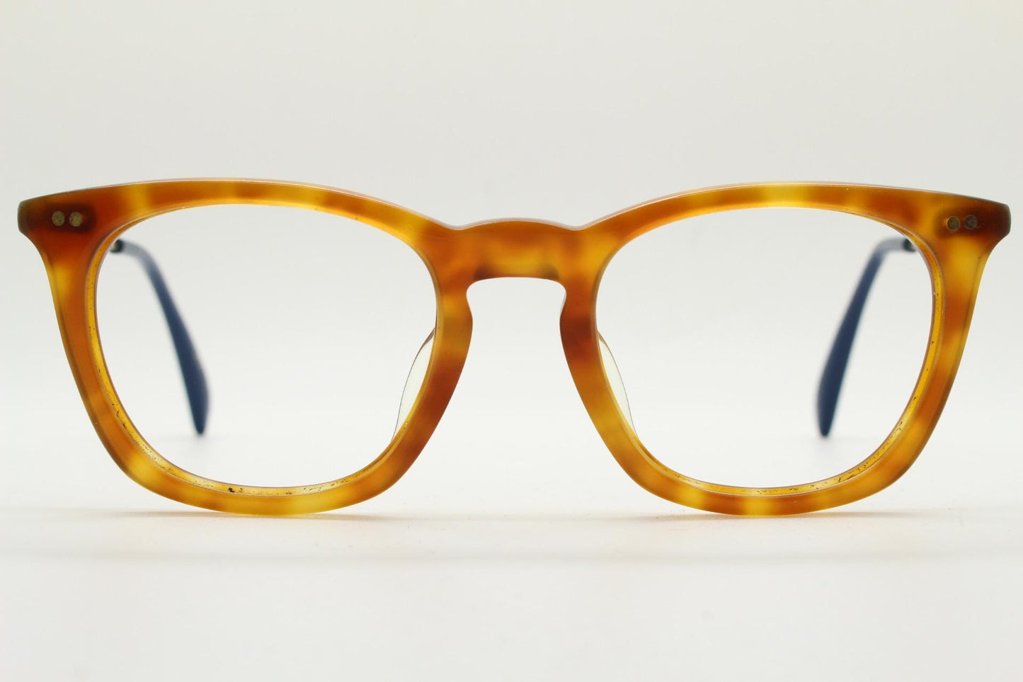 Tom's rectangular horn rim eye glasses. Classical 40s design in amber acetate with gold arms. Prescription optical frames. RX spectacles
