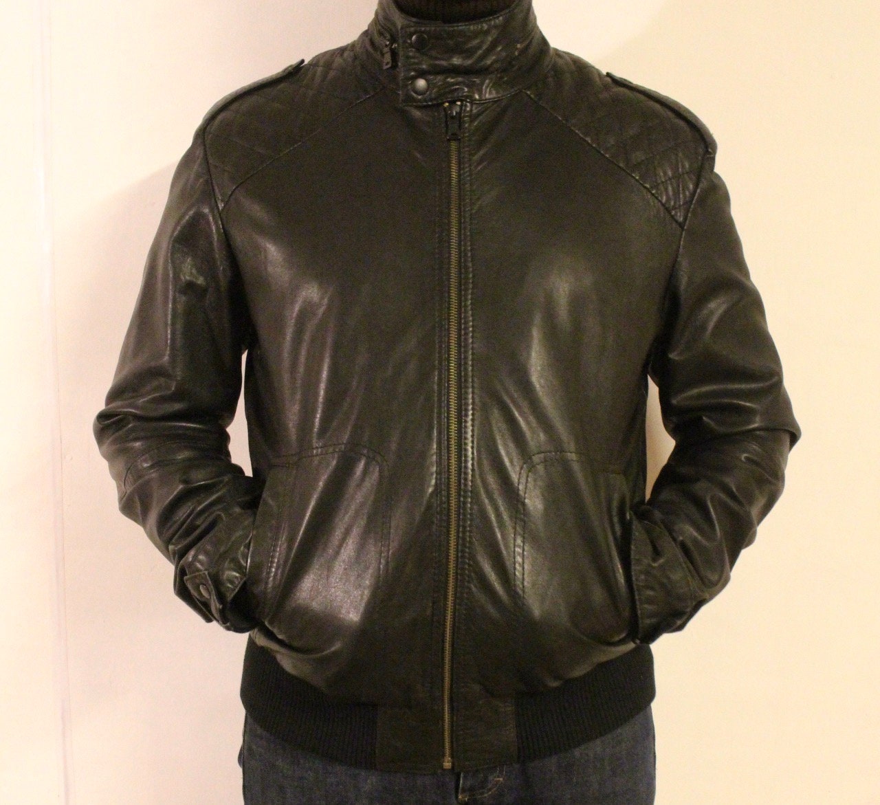 Vintage black genuine leather jacket. Mens round collar zipper bomber with quilted shoulders