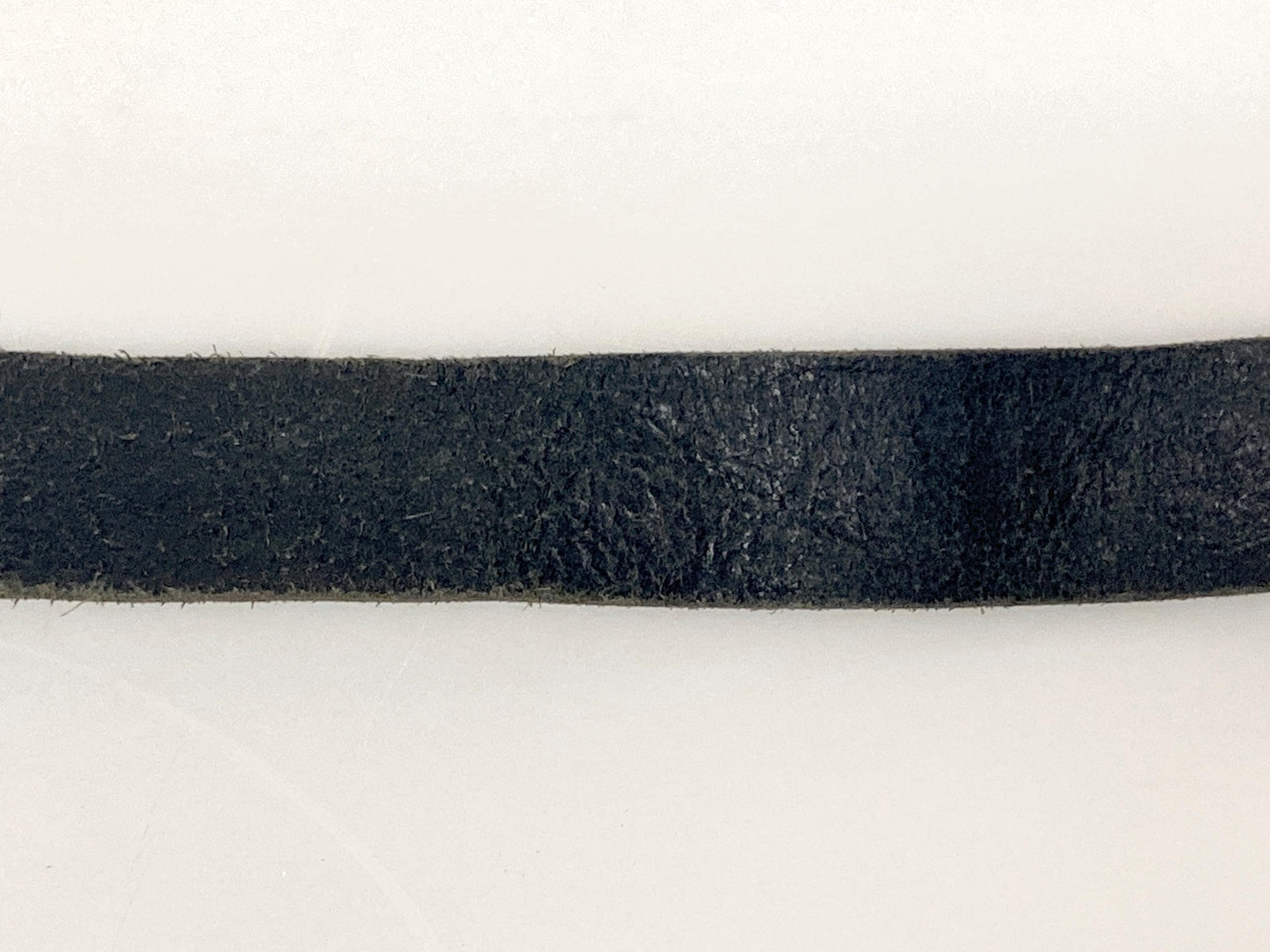 Levi's 80s vintage thick grey genuine leather belt for jeans with detailed buckle and numerous traditional cute logo's stamped all along